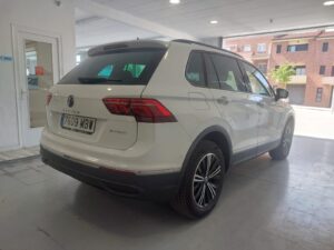 VOLKSWAGEN TIGUAN LIFE 1.4 TSI EHYBRID DSG (HÍBRIDO-ENCHUFABLE)